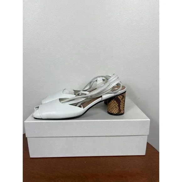 Reike Nen Open Toe Strap Sandals in White Size 7